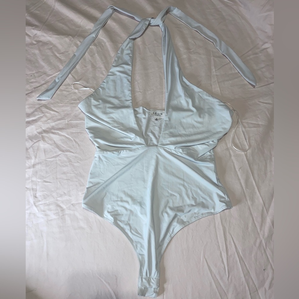 lelis collection white halter tie bodysuit | kelsi’s kloset